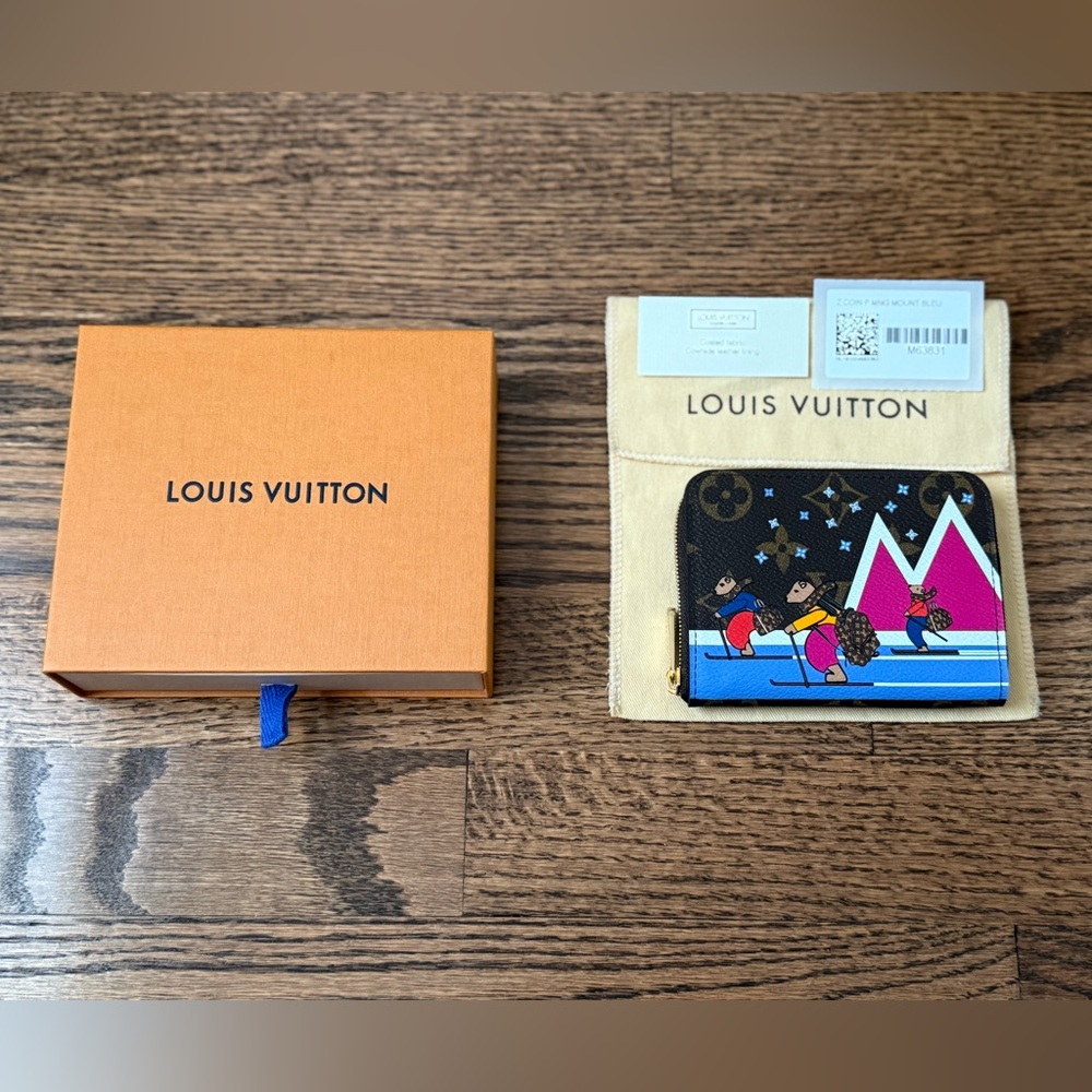 NEW IN BOX Louis Vuitton Christmas Animation Monogram Zippy Coin Purse